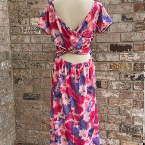 ASOS Club L Maxi Dress - Picture 4 of 9